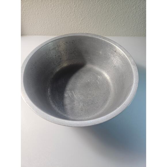 Super Maid Cookware Vintage Aluminum Pot - Picture 3 of 6